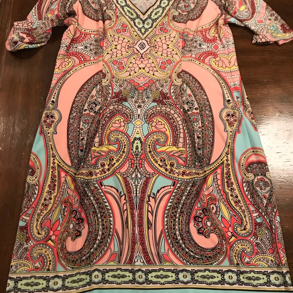 Studio one ny dress. Unique pattern. Shick design